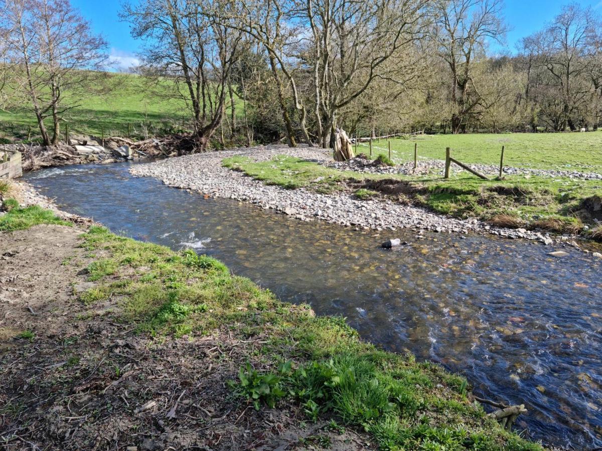 Riverside Cabin In Shropshire Villa Oswestry Exterior photo